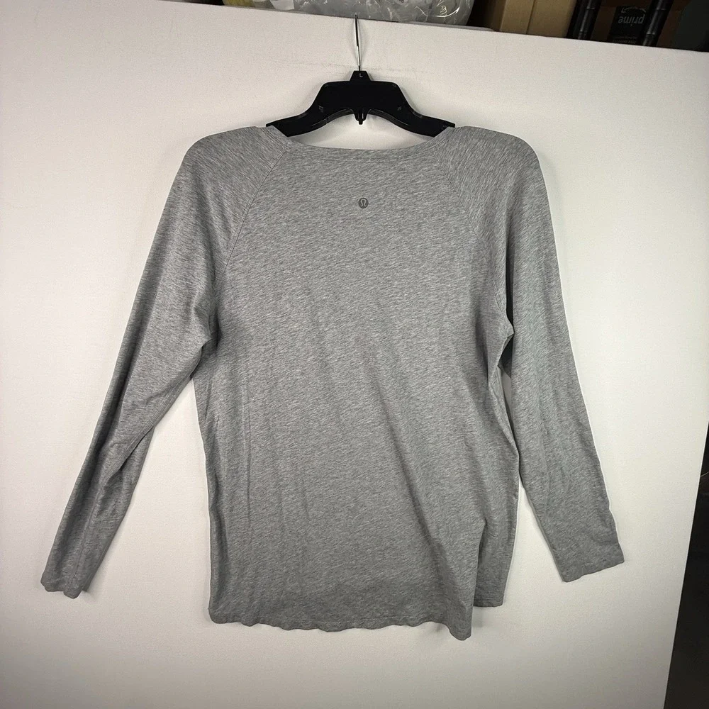 lululemon Women's Long Sleeve Shirt Gray 14/16 Missing Tag See Measurement Pics